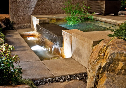 outdoor water feature landscaping design